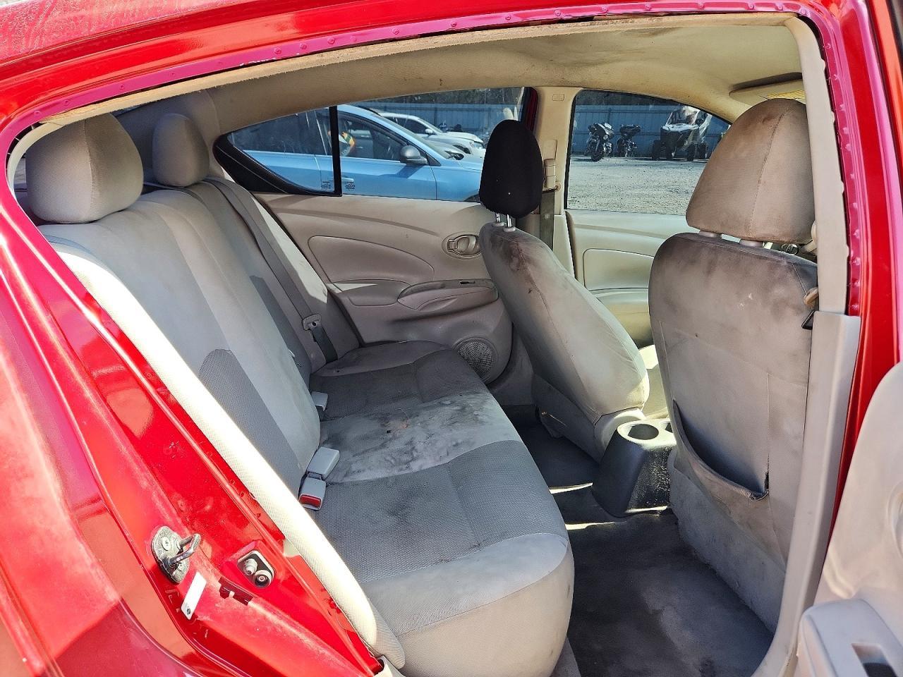 2012 NISSAN VERSA
