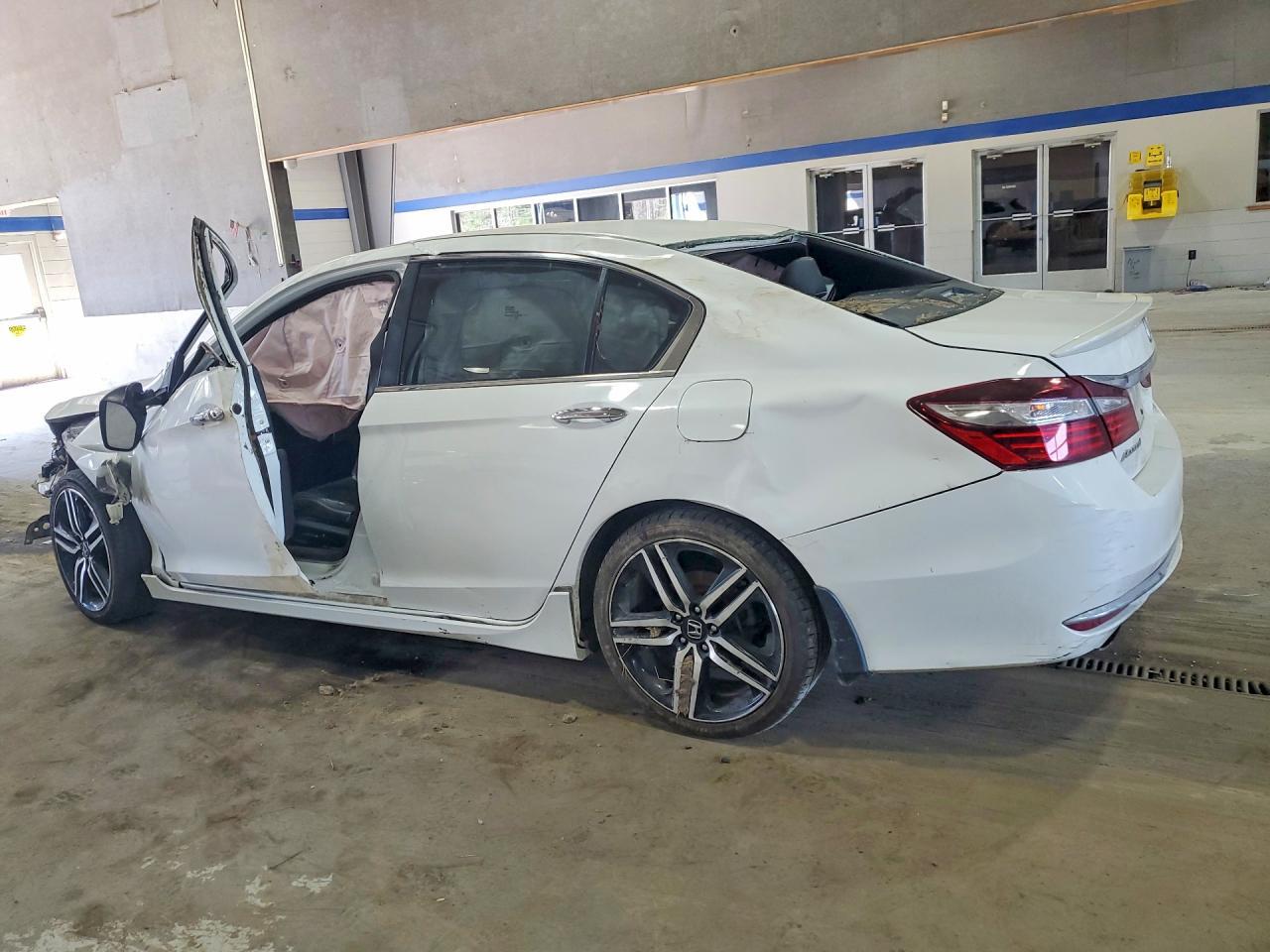 2016 HONDA ACCORD