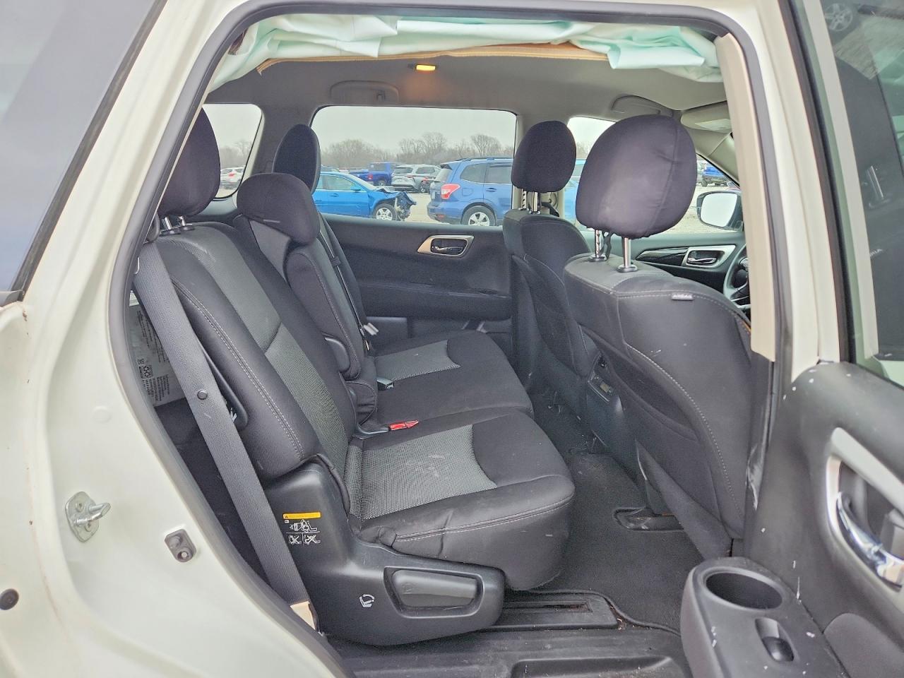2017 NISSAN PATHFINDER