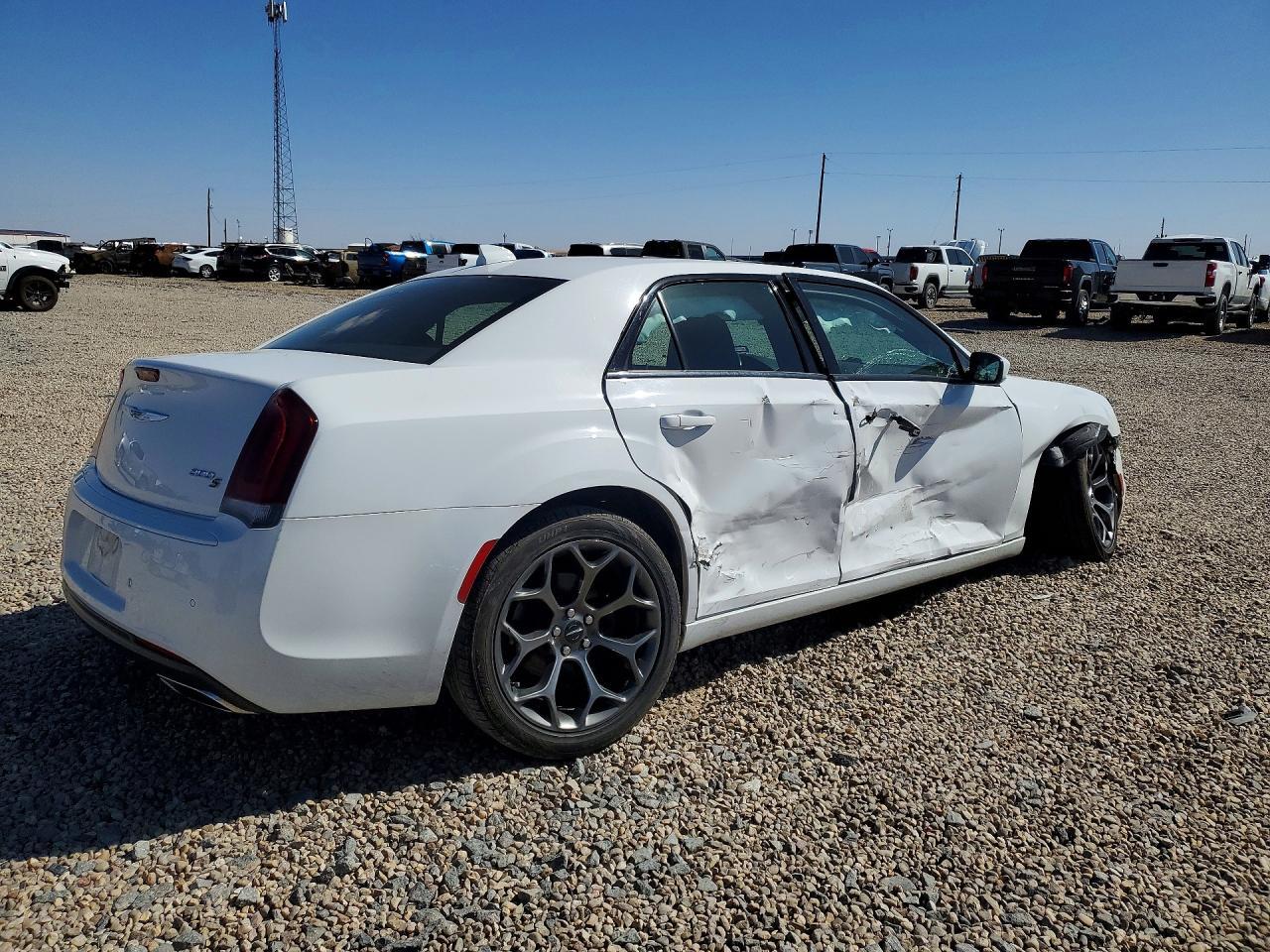 2020 CHRYSLER 300