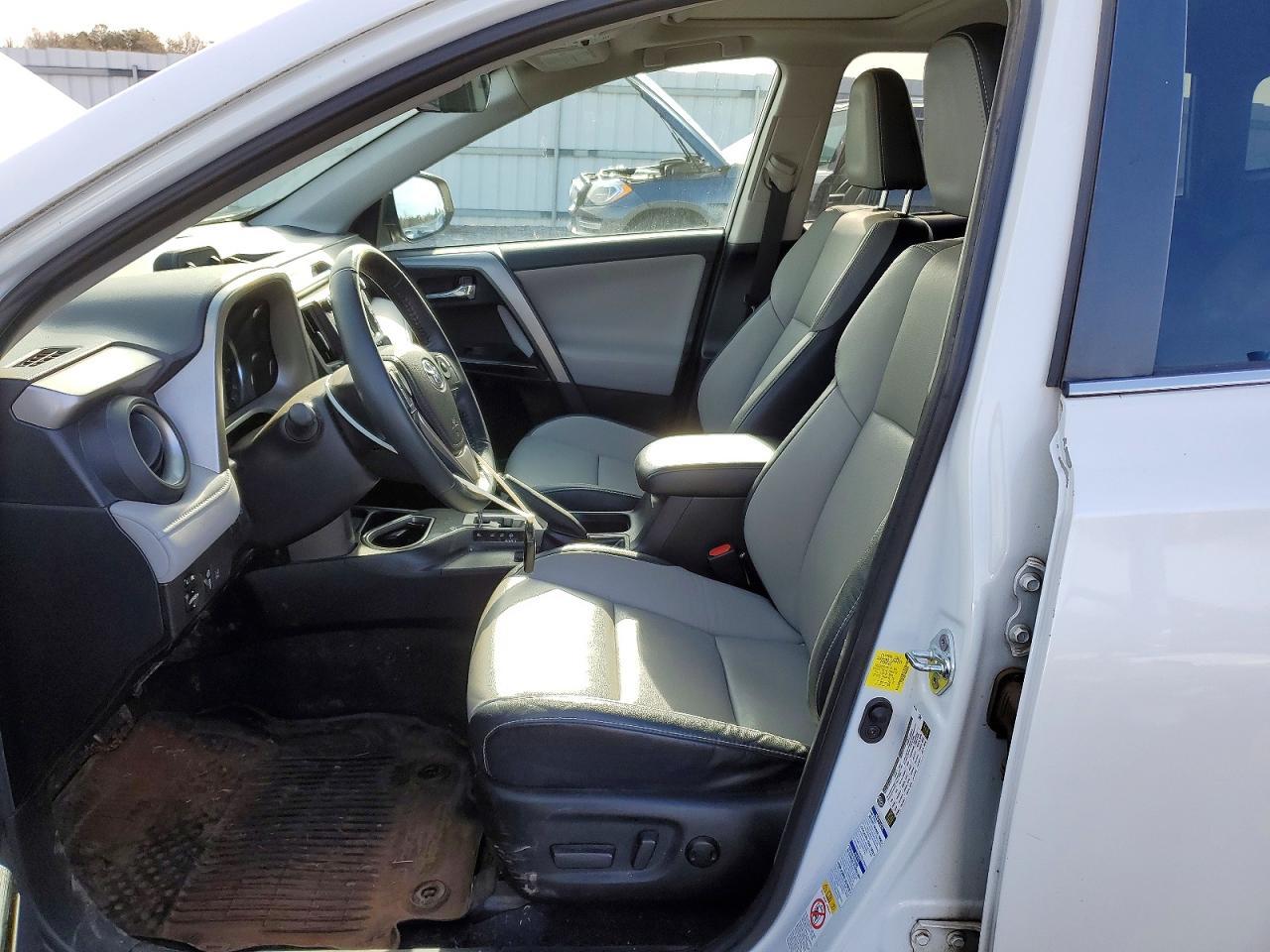 2017 TOYOTA RAV4