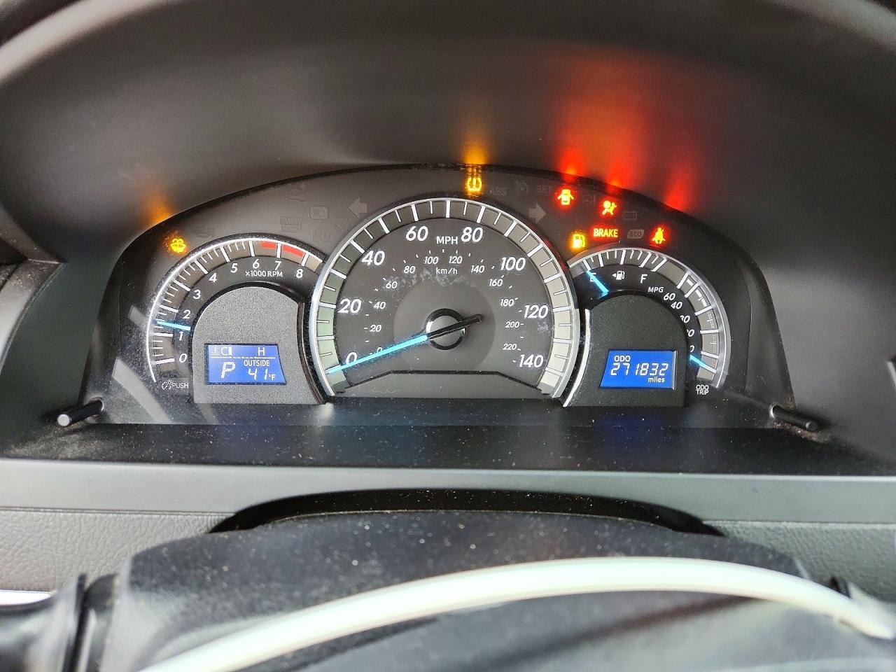 2012 TOYOTA CAMRY