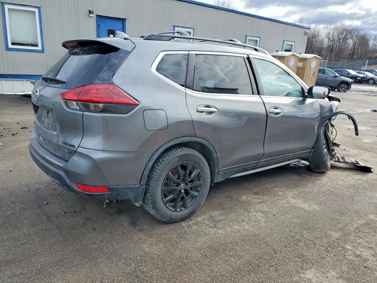 2018 NISSAN ROGUE
