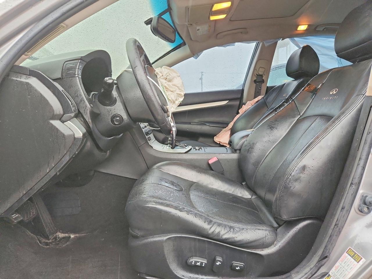 2009 INFINITI G37