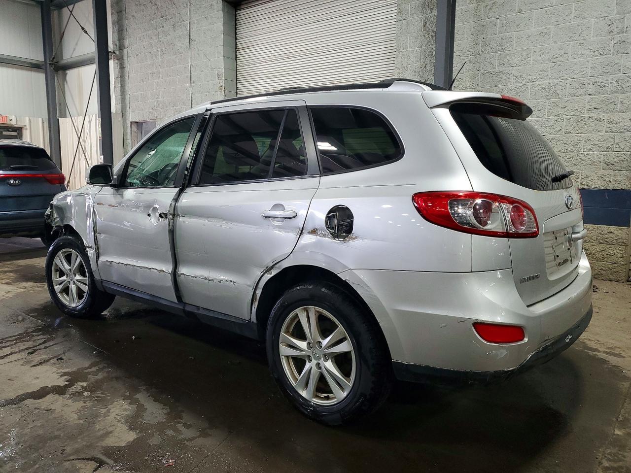 2011 HYUNDAI SANTA FE
