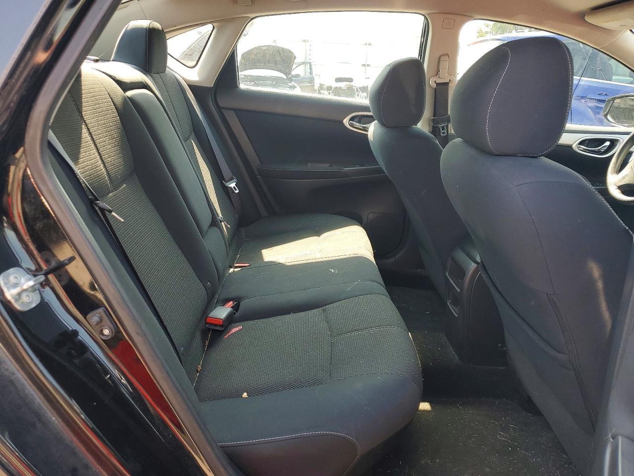 2015 NISSAN SENTRA