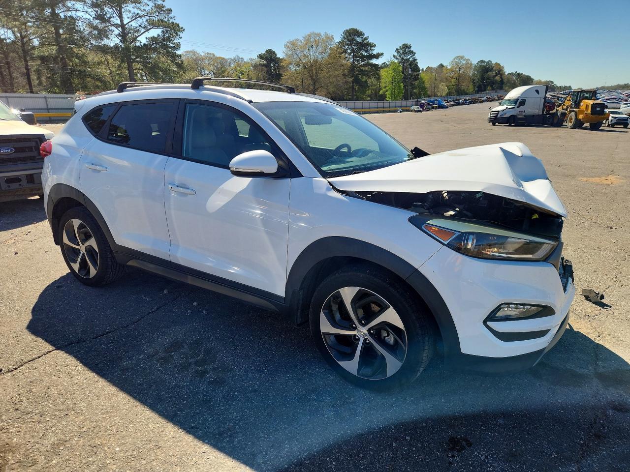2016 HYUNDAI TUCSON