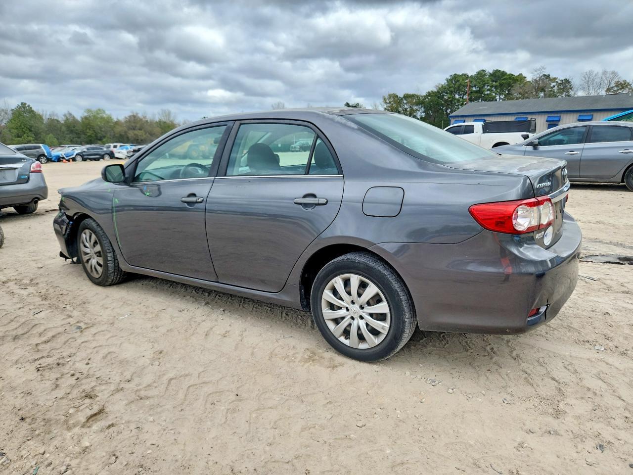 2013 TOYOTA COROLLA