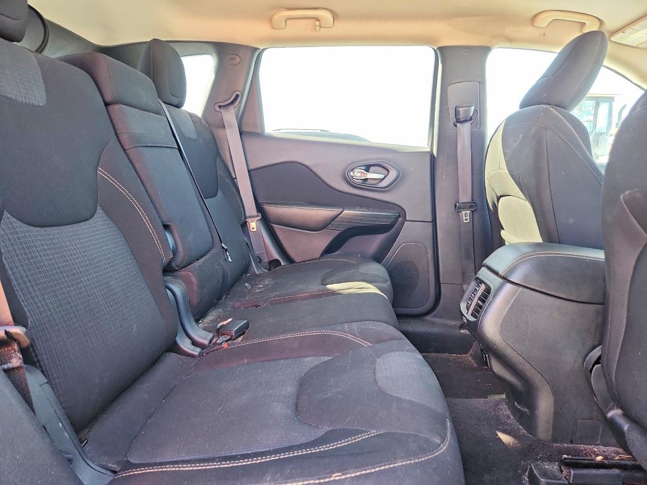 2016 JEEP CHEROKEE