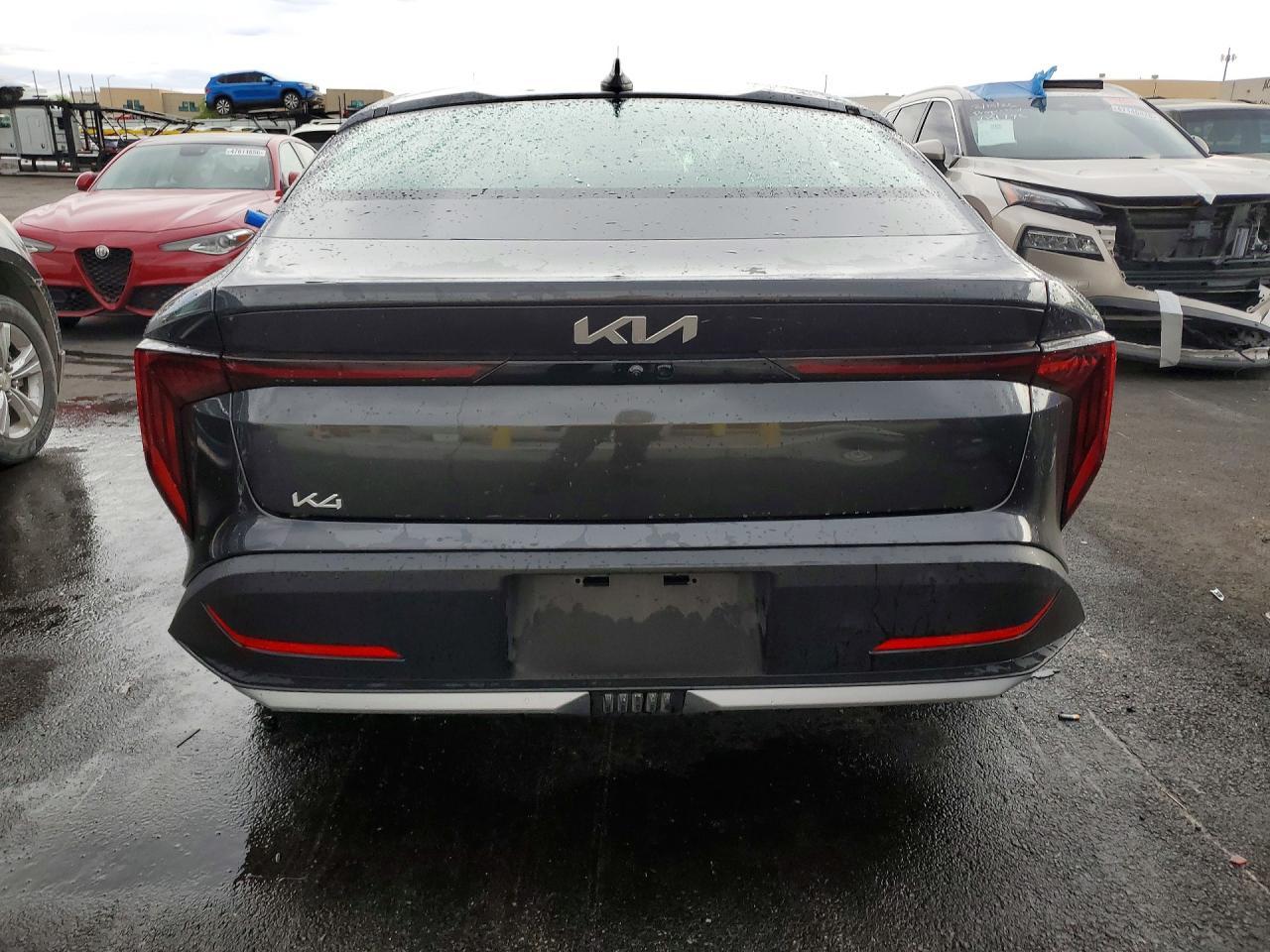 2025 KIA K4