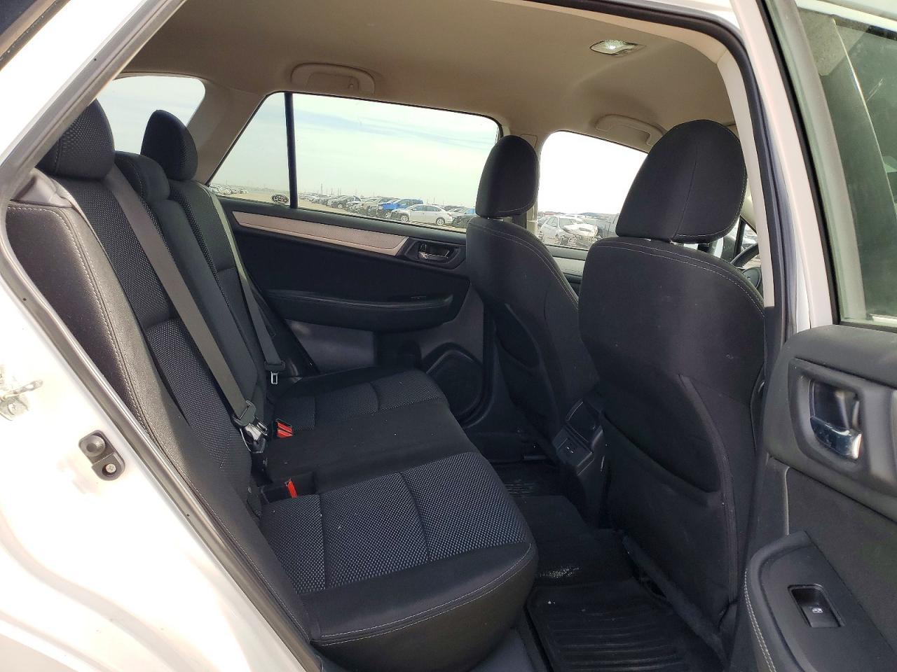 2019 SUBARU Outback