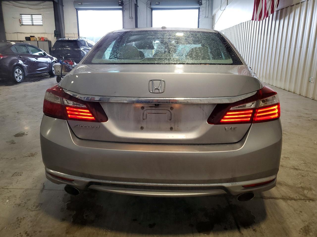 2016 HONDA ACCORD
