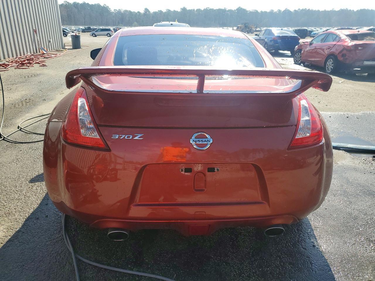 2014 NISSAN 370Z