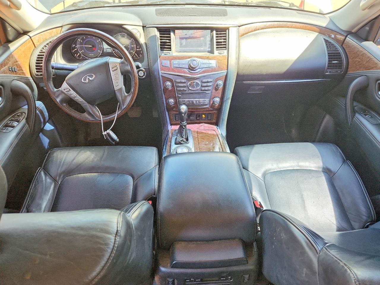 2016 INFINITI QX80