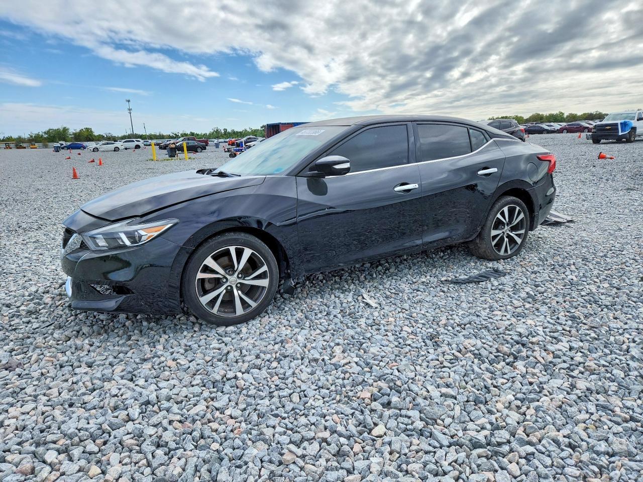 2018 NISSAN Maxima