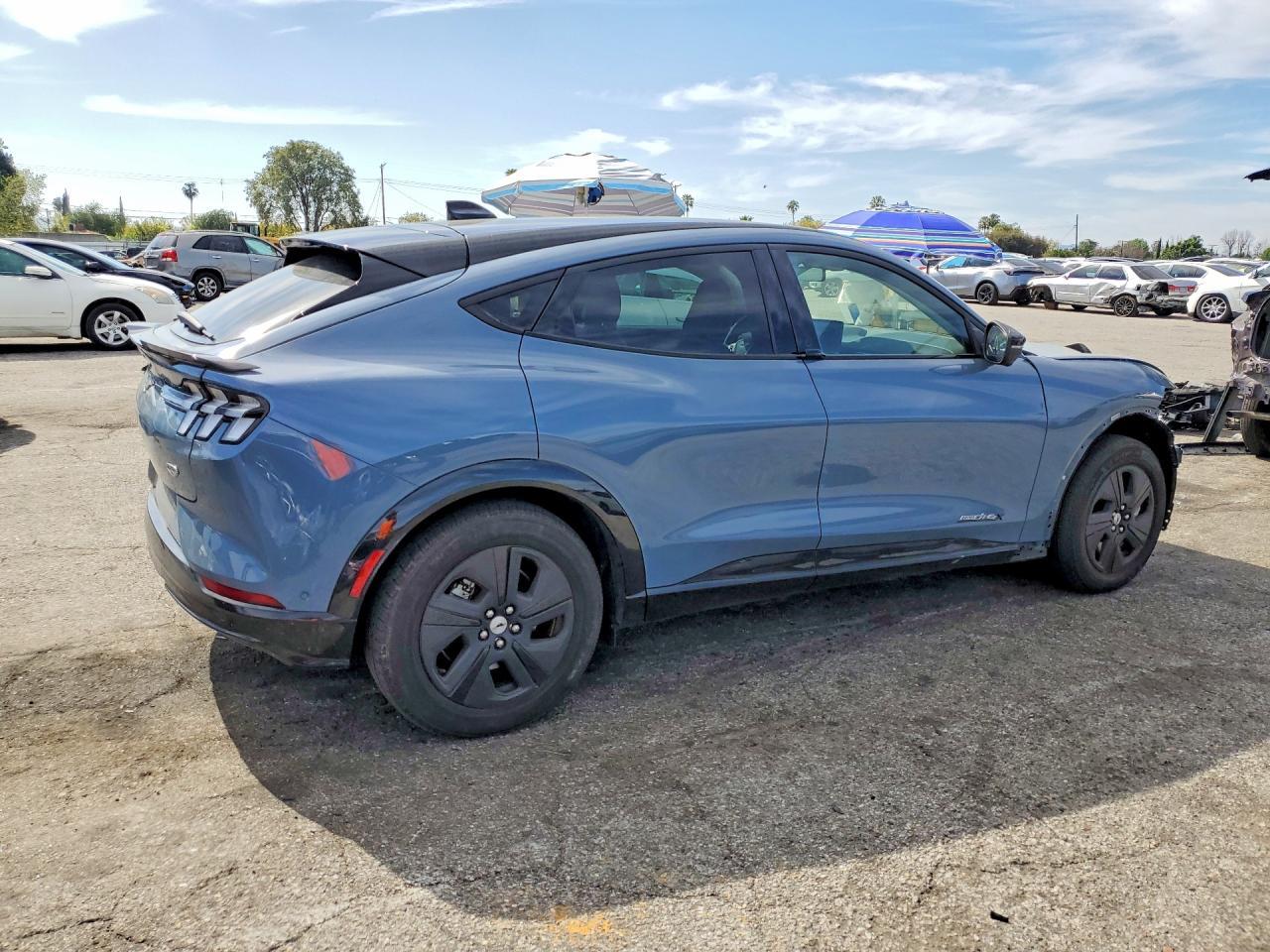2023 FORD Mustang Mach-E