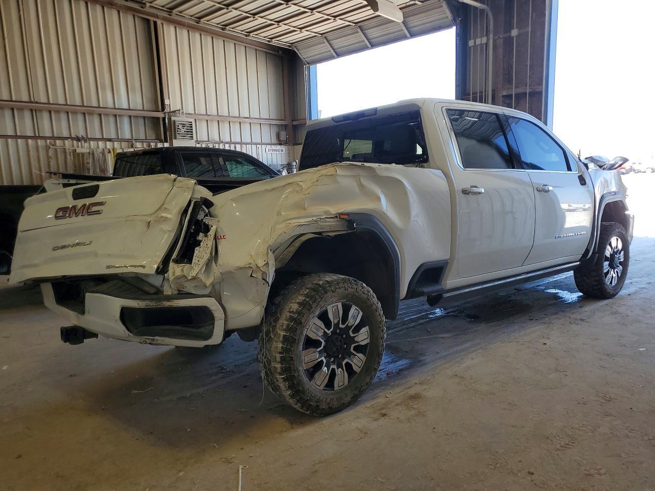2024 GMC Sierra