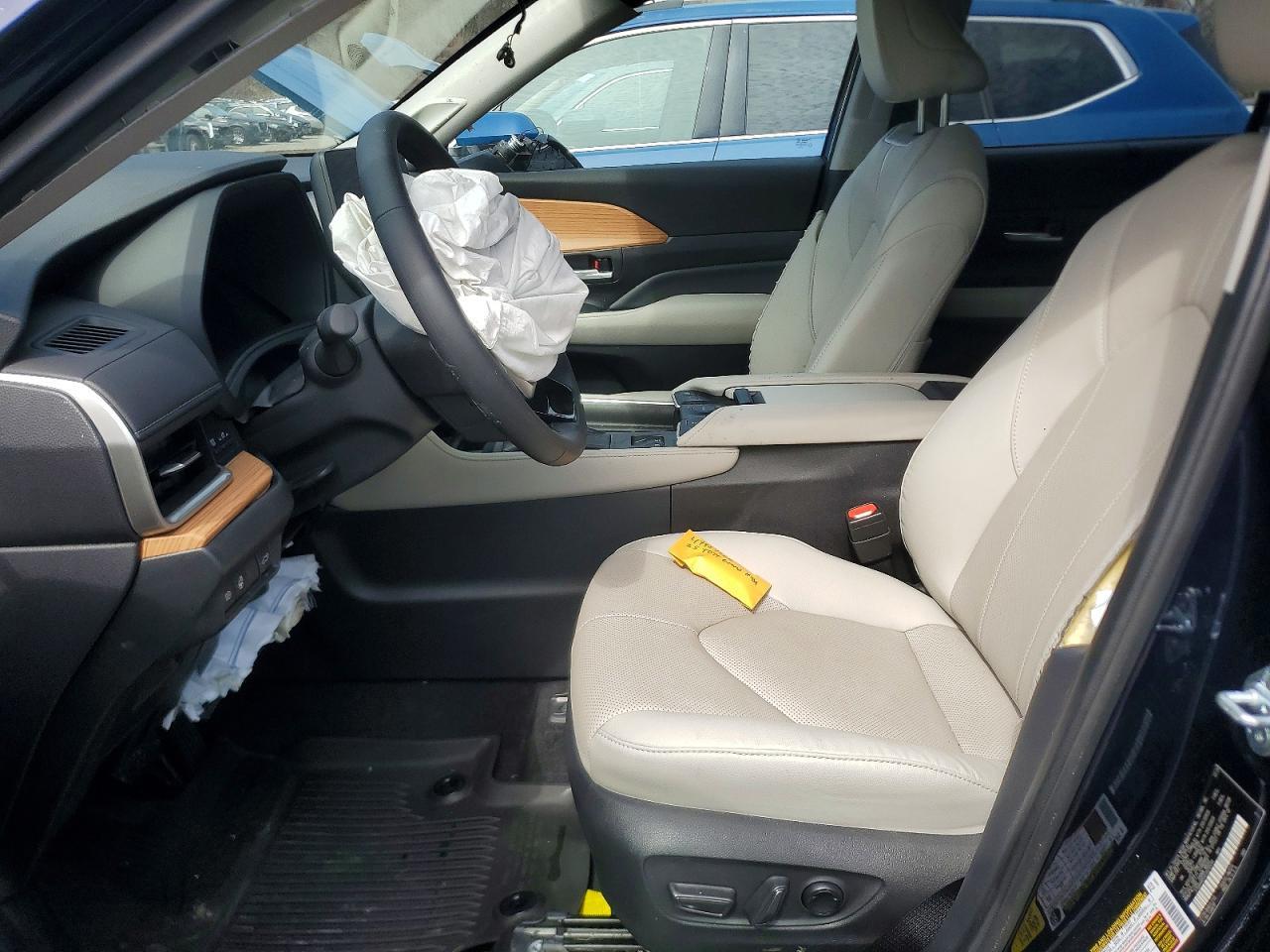 2025 TOYOTA HIGHLANDER