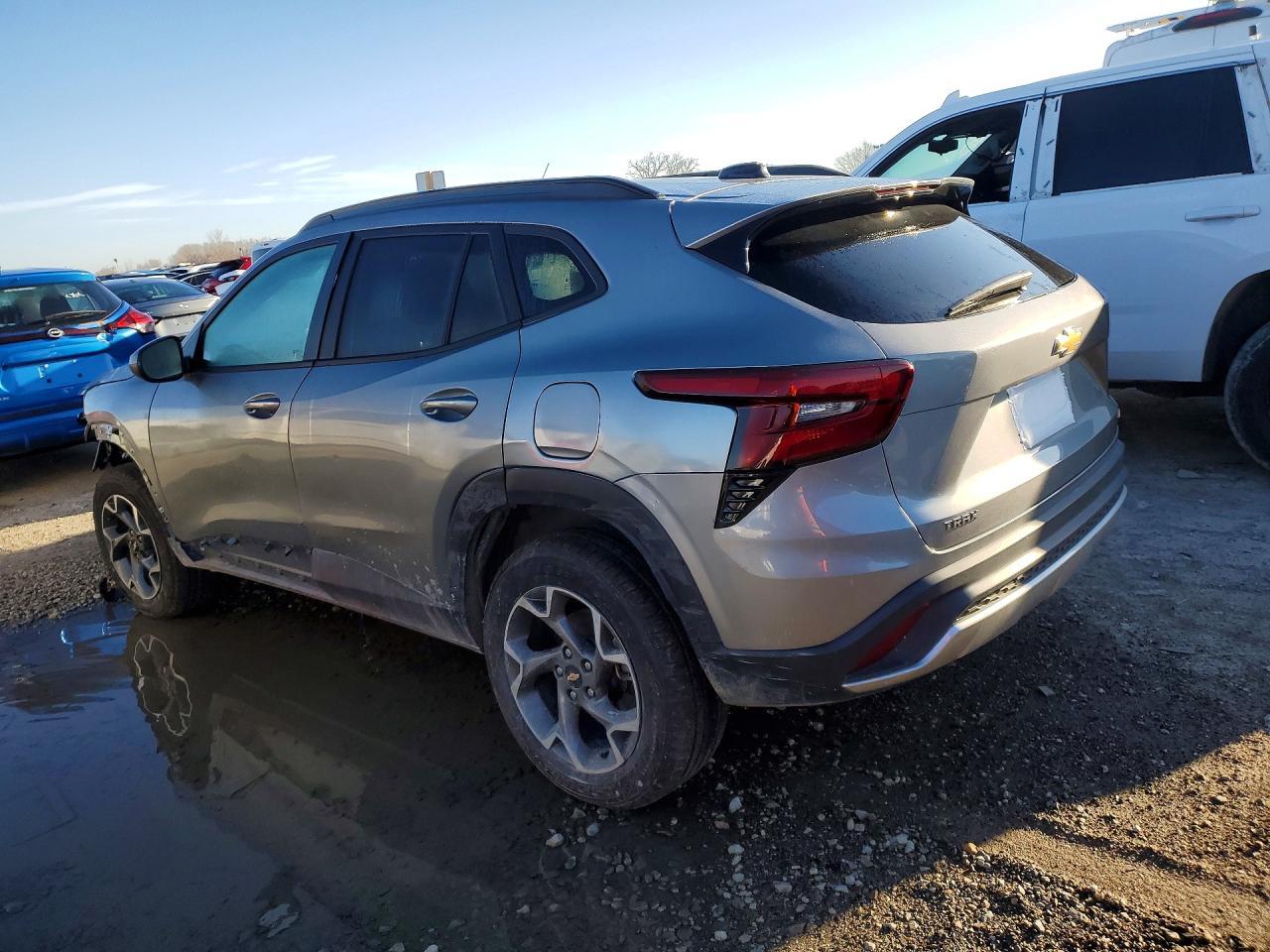 2025 CHEVROLET TRAX