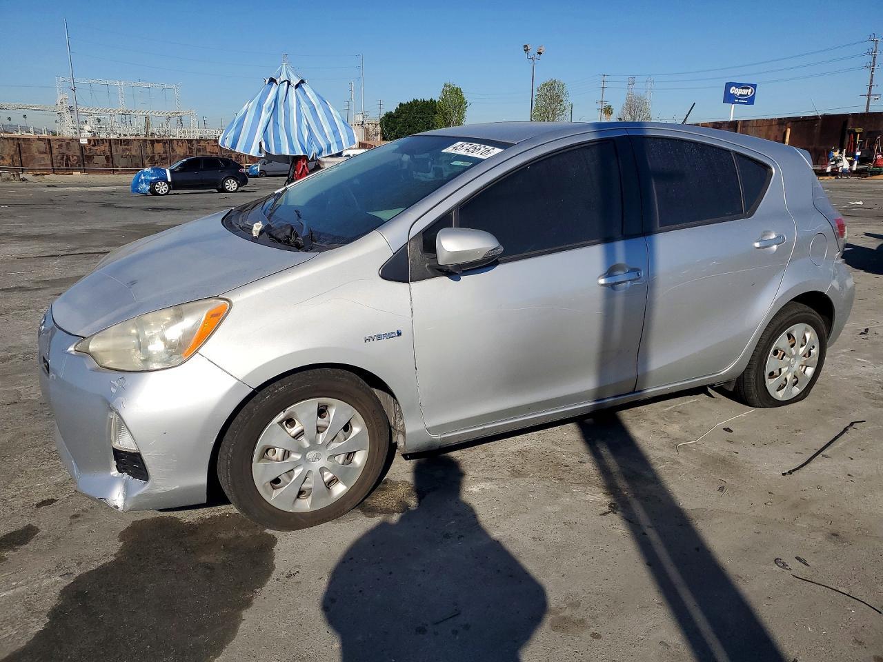 2012 TOYOTA Prius c