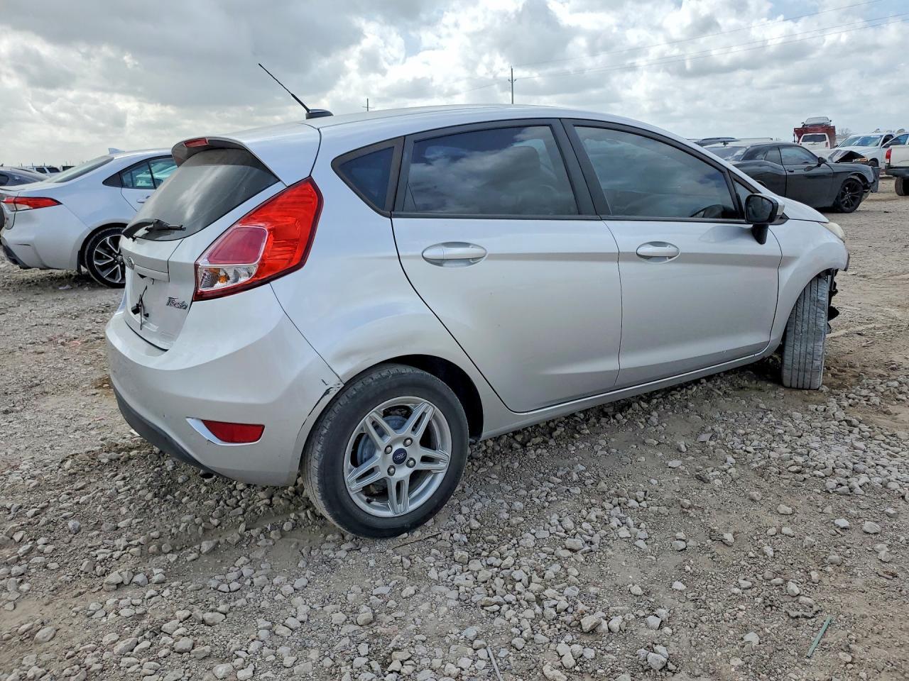 2018 FORD Fiesta
