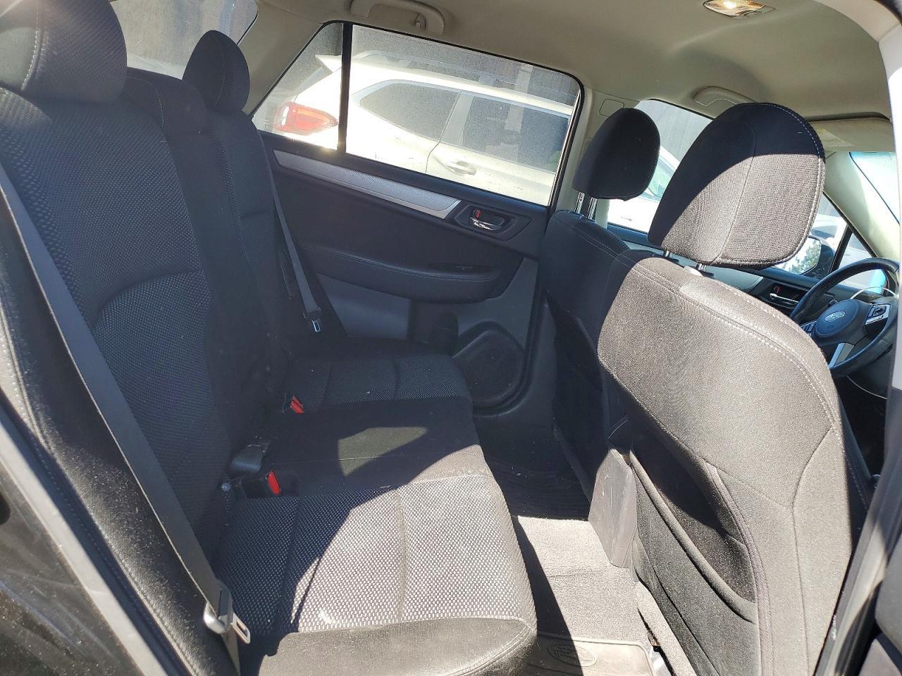 2015 SUBARU Outback