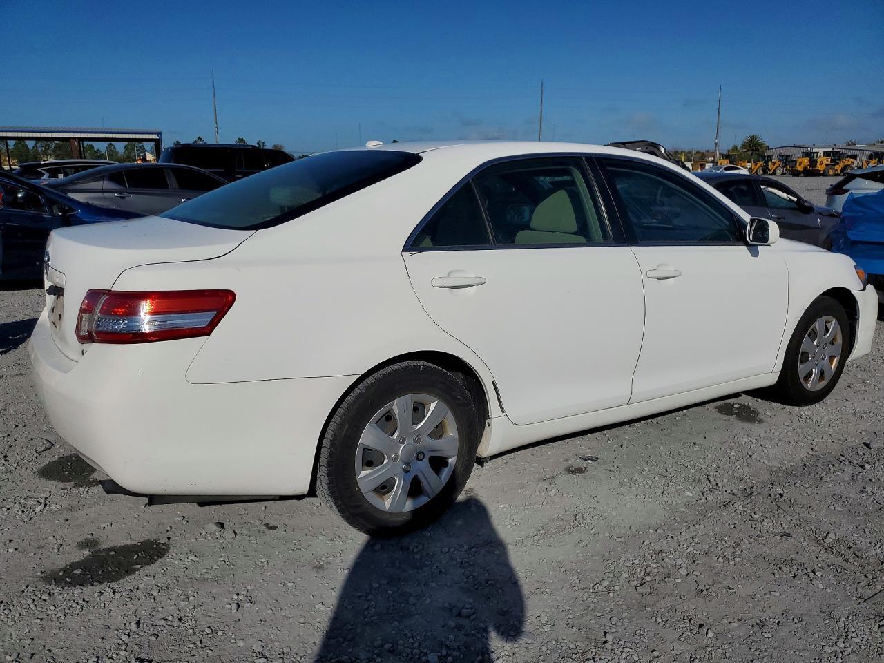 2010 TOYOTA CAMRY
