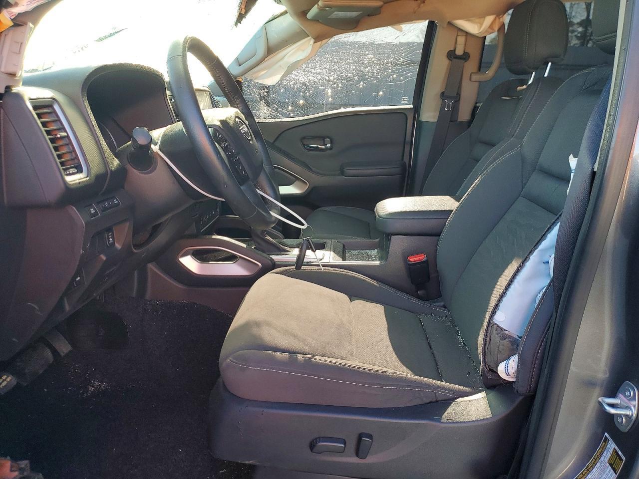 2024 NISSAN Frontier