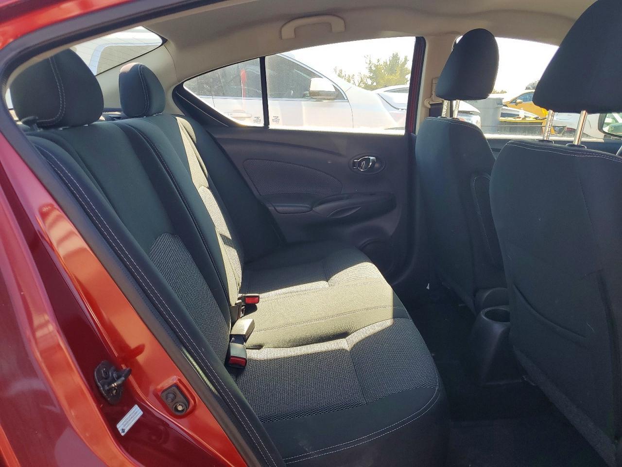 2017 NISSAN VERSA