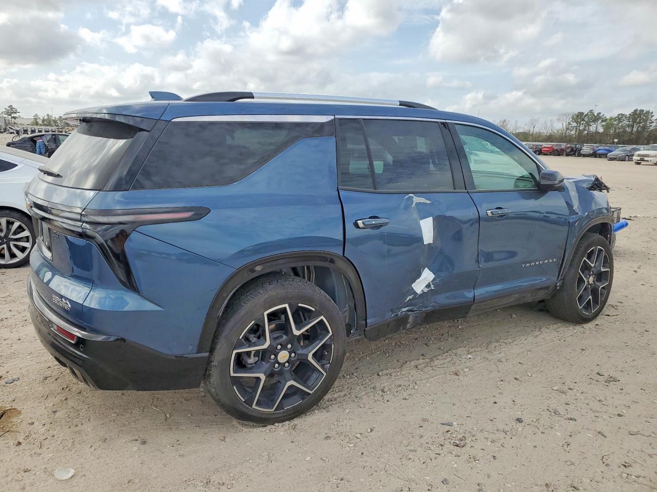 2025 CHEVROLET TRAVERSE