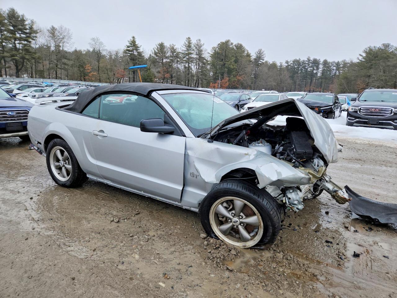 2006 FORD MUSTANG