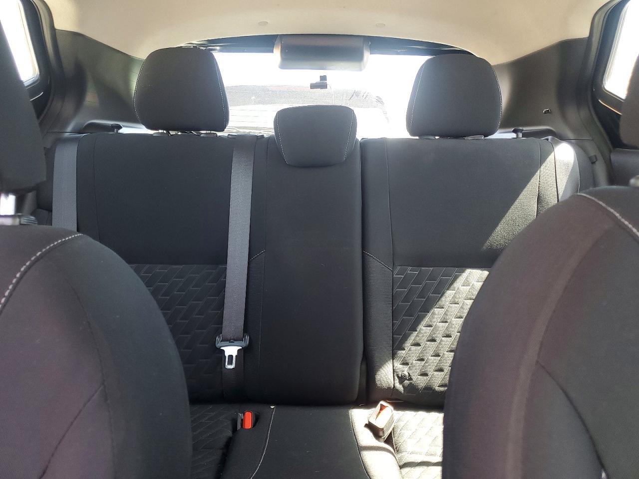 2021 NISSAN KICKS