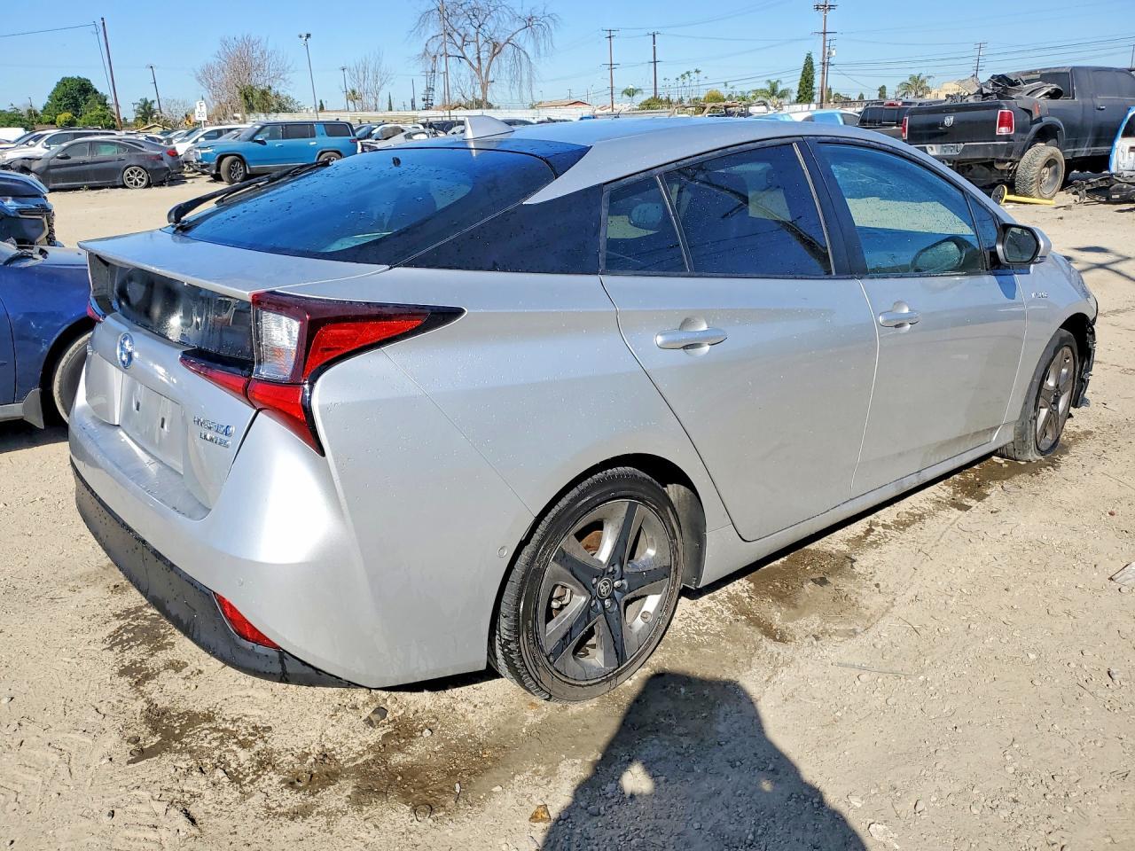 2022 TOYOTA PRIUS