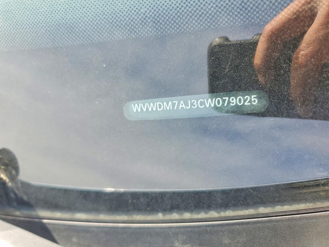 2012 VOLKSWAGEN GOLF