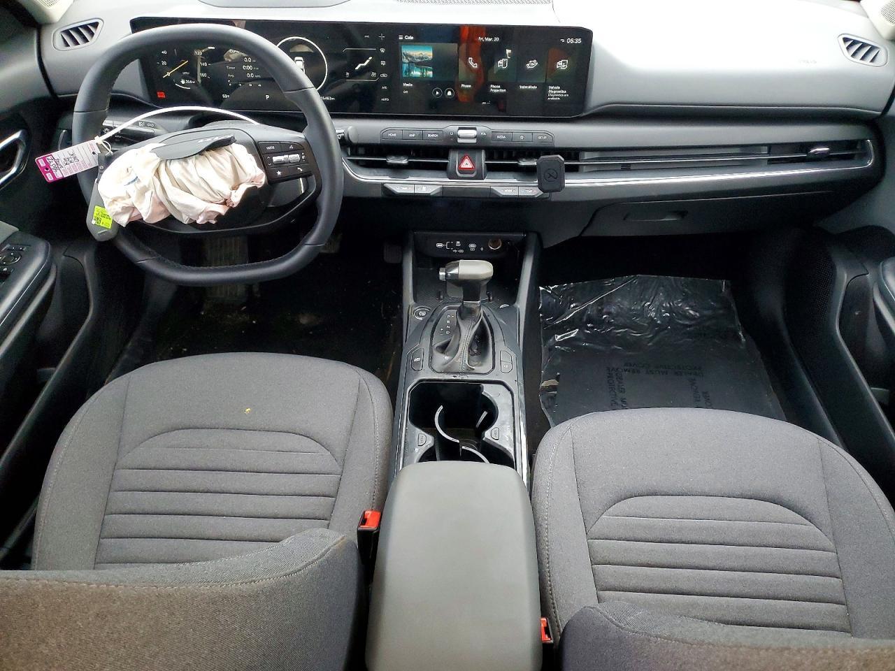 2025 KIA K4