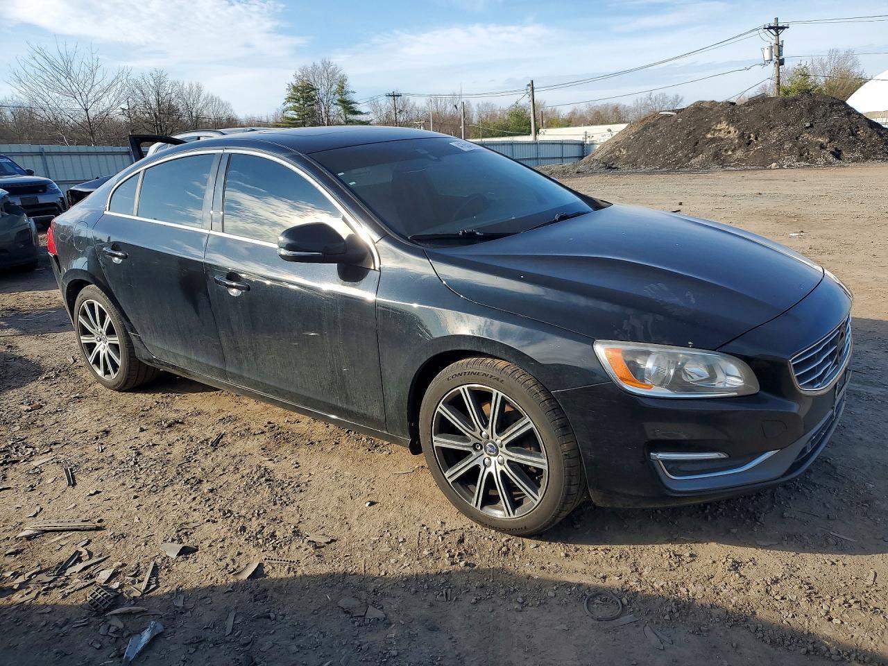 2018 VOLVO S60