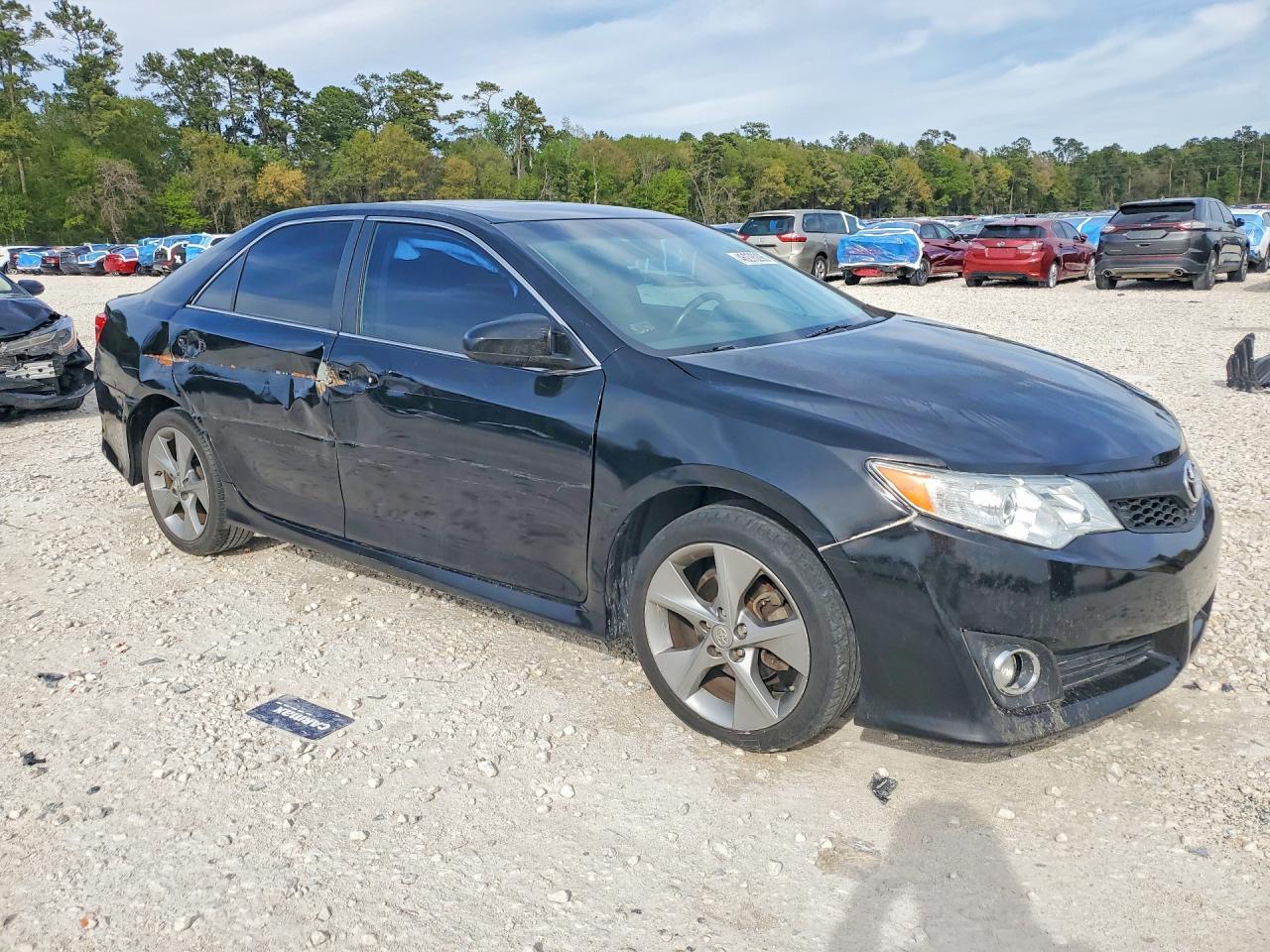 2014 TOYOTA CAMRY