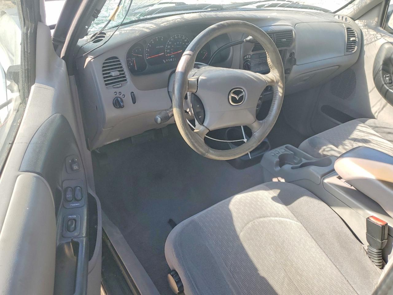 2002 MAZDA B4000