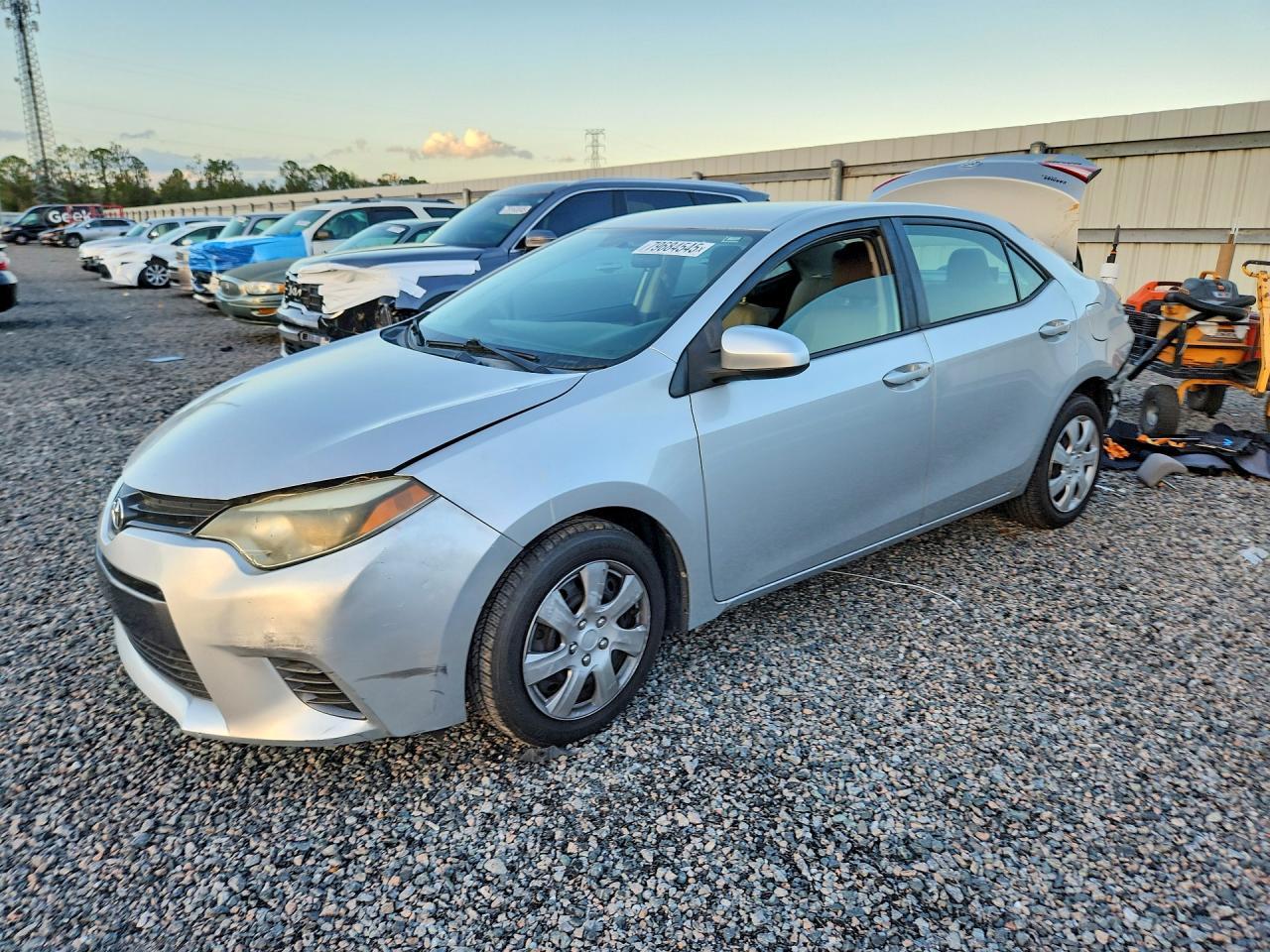 2015 TOYOTA COROLLA