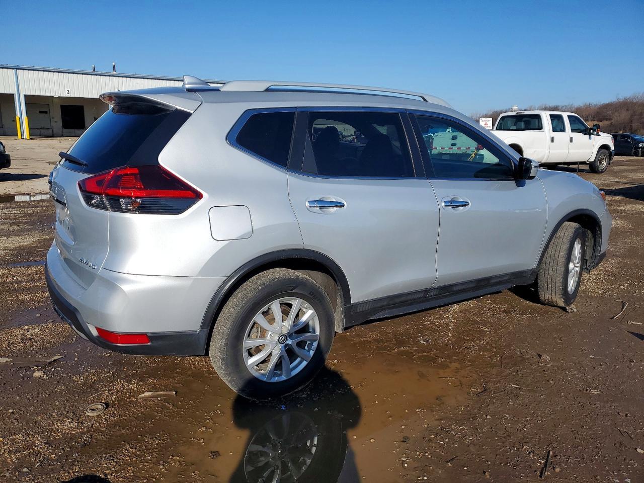 2018 NISSAN ROGUE