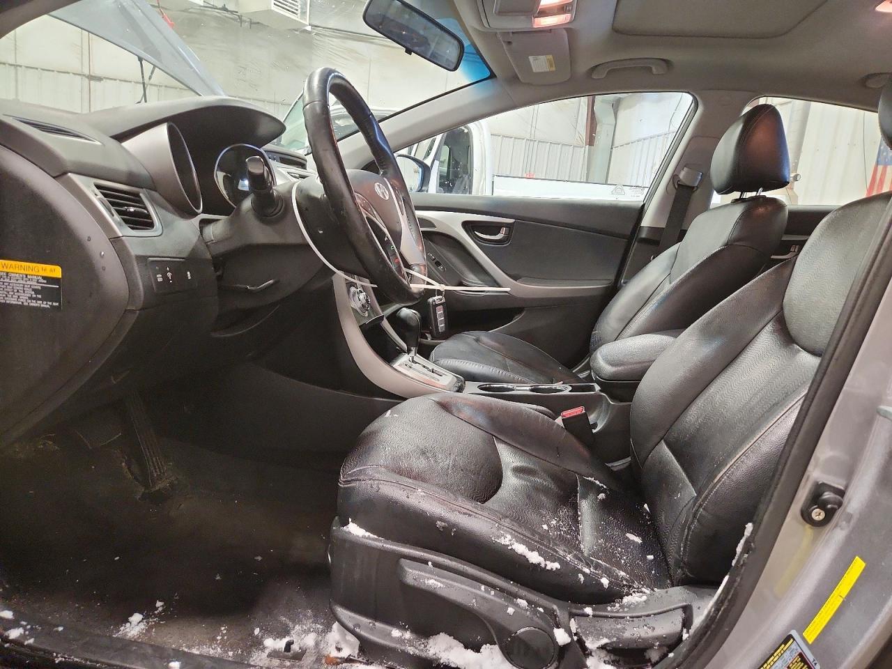 2012 HYUNDAI ELANTRA
