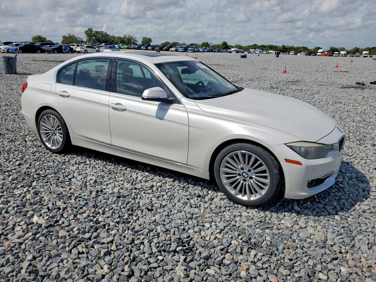 2014 BMW 3 SERIES
