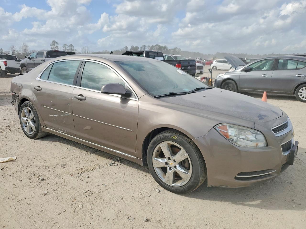 2011 CHEVROLET MALIBU