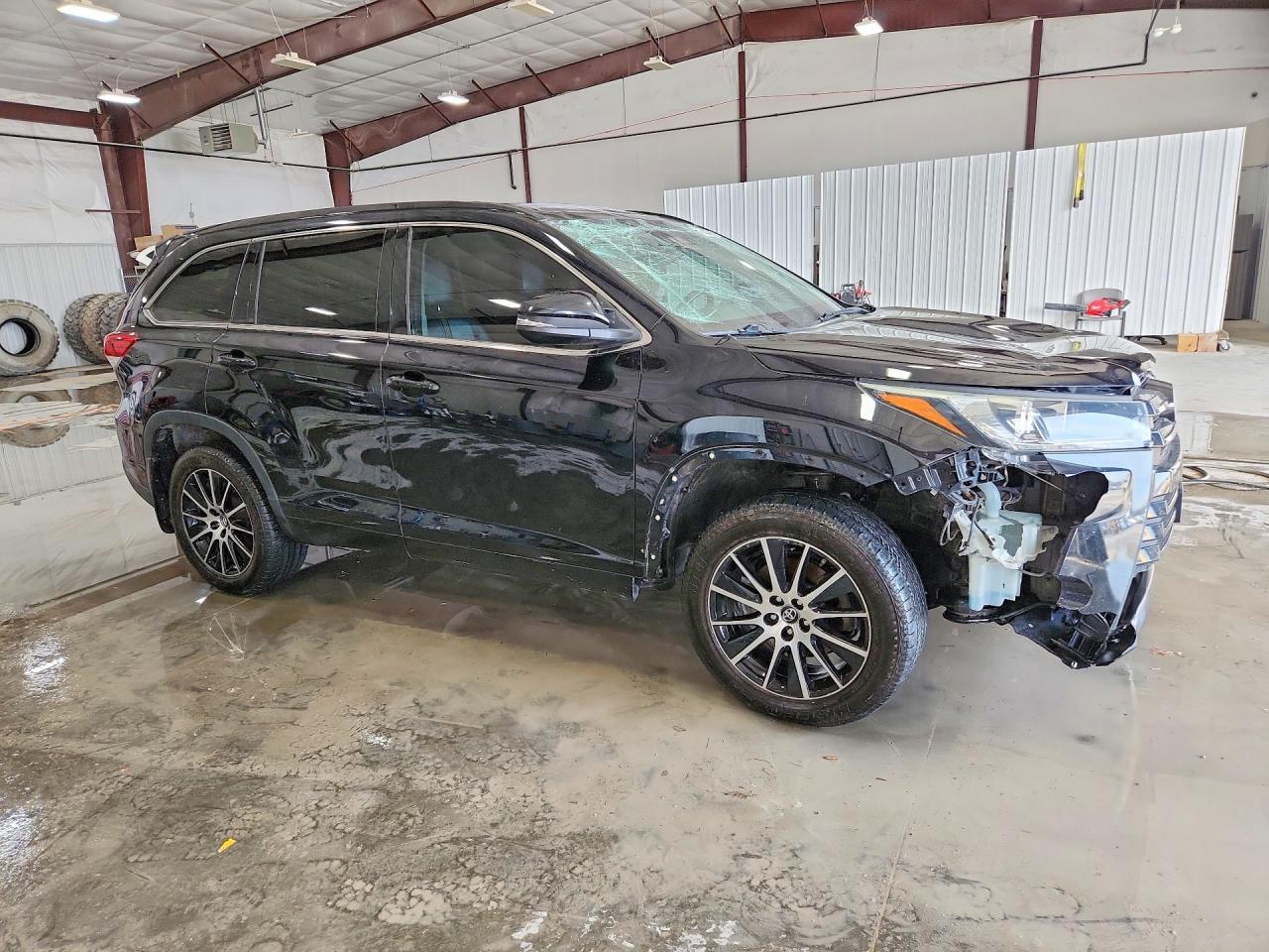 2018 TOYOTA HIGHLANDER