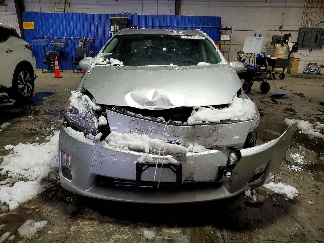 2011 TOYOTA PRIUS