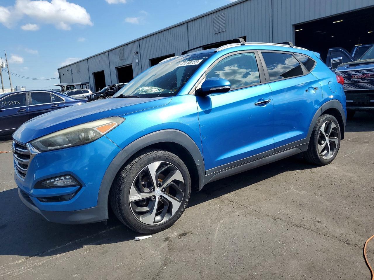 2016 HYUNDAI TUCSON