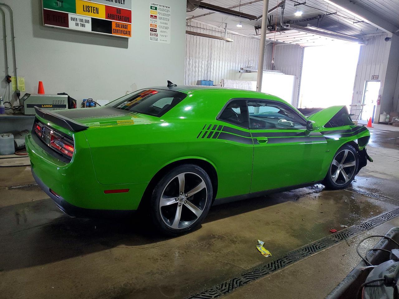 2017 DODGE Challenger