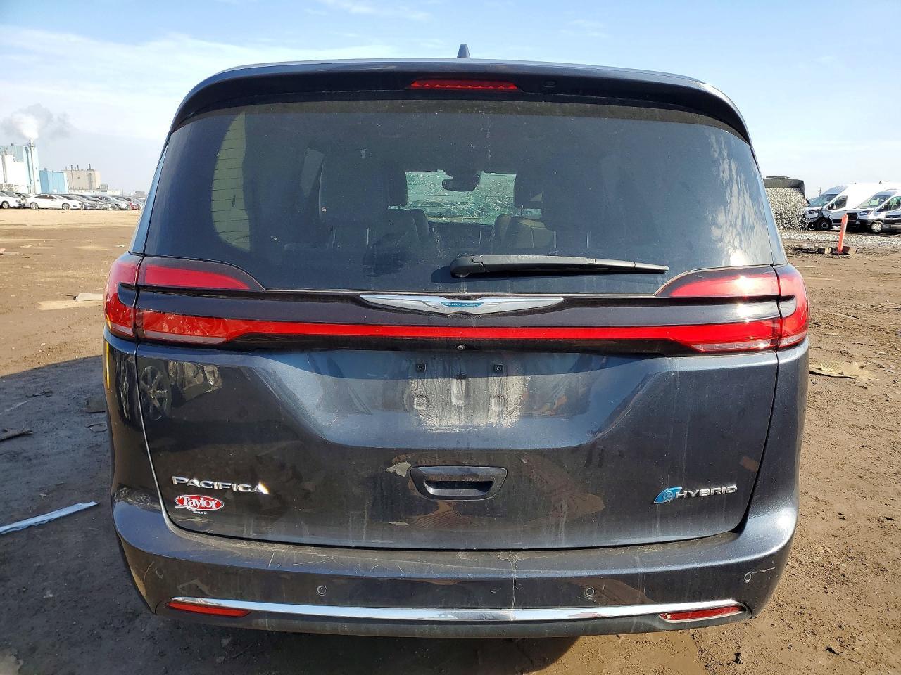 2021 CHRYSLER Pacifica