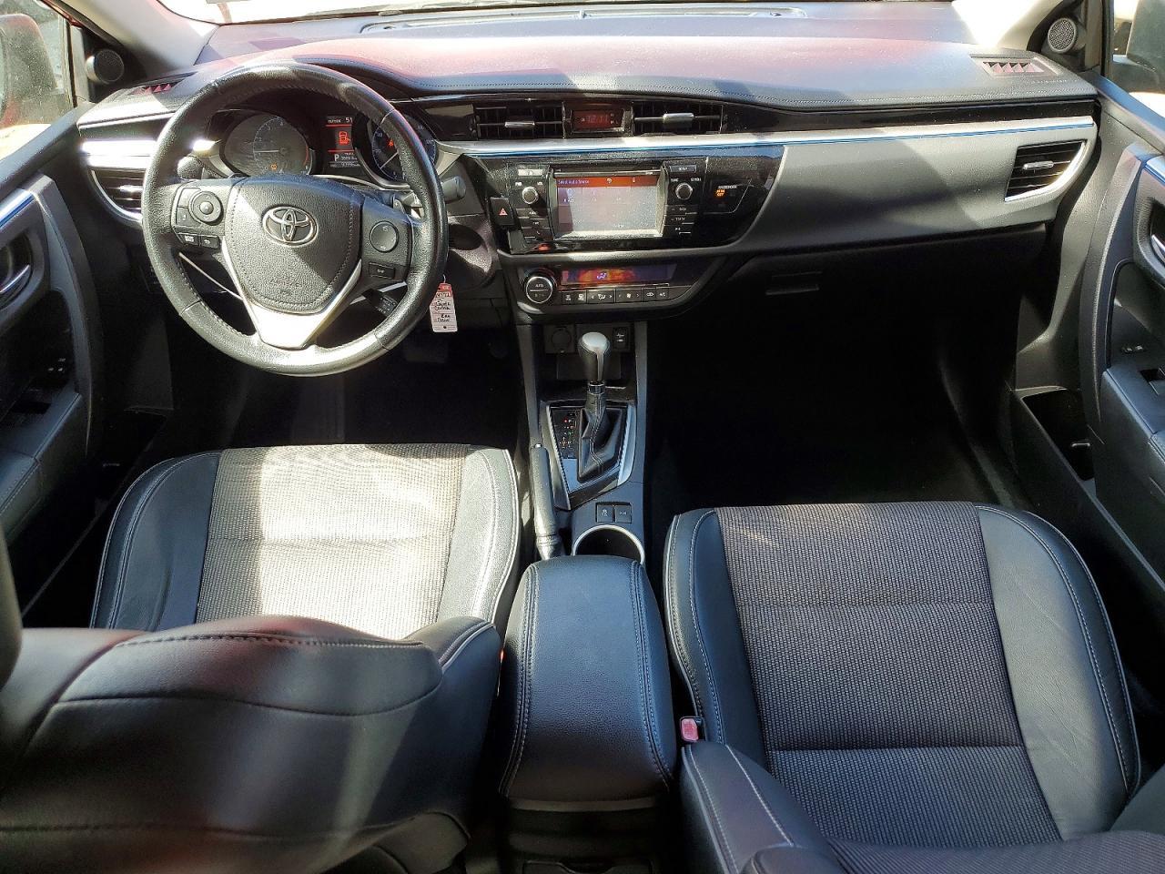 2015 TOYOTA COROLLA