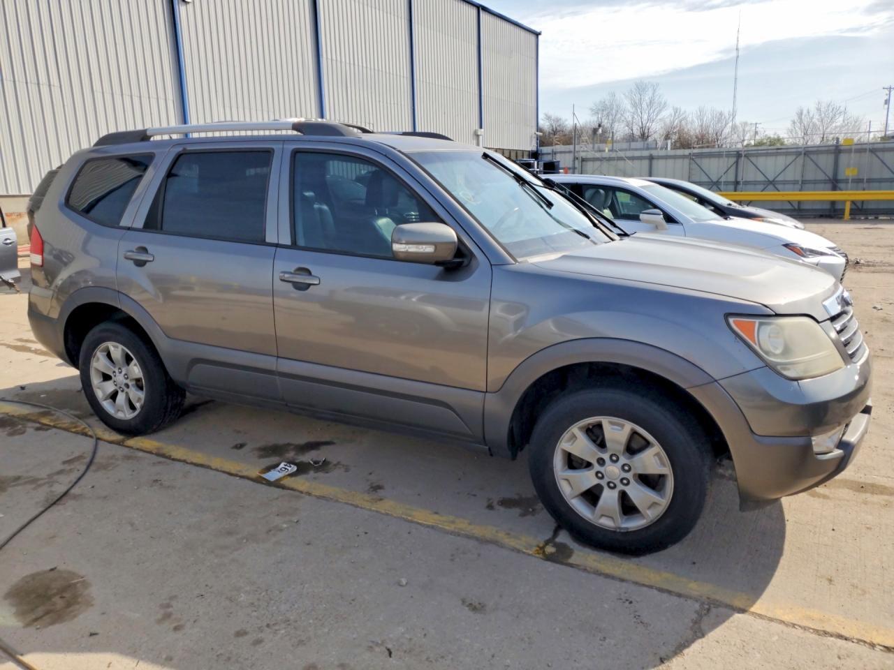 2009 KIA Borrego
